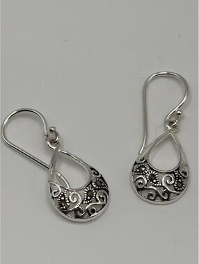 Sterling Silver Bali Filigree Tear Drop Dangle Earrings